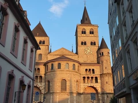 Foto zum Artikel: Medizincampus Trier der Universitätsmedizin Mainz